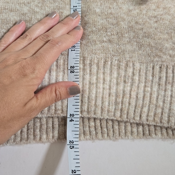 Old navy recycled material wool blend sweater oatmeal neutral cozy sz M - Picture 6 of 7